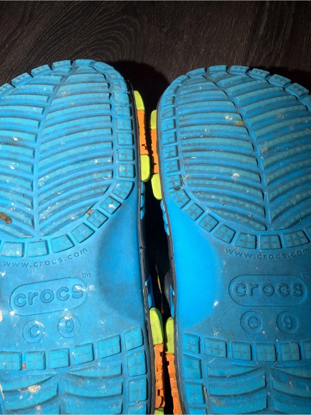 Crocs Hot Wheels Race Car Clogs Blue Flames Kids Size C9